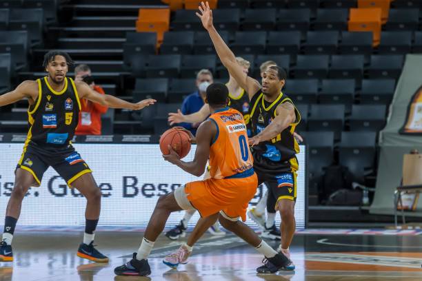 次出击都充 次出击都充